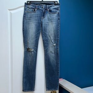 American Eagle size 6 stretch skinny Jean